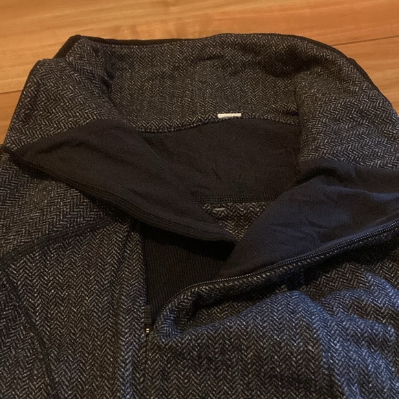 Lululemon wool-blend Define 3/4 zip jacket - herringbone - women’s 6 - Picture 8 of 8